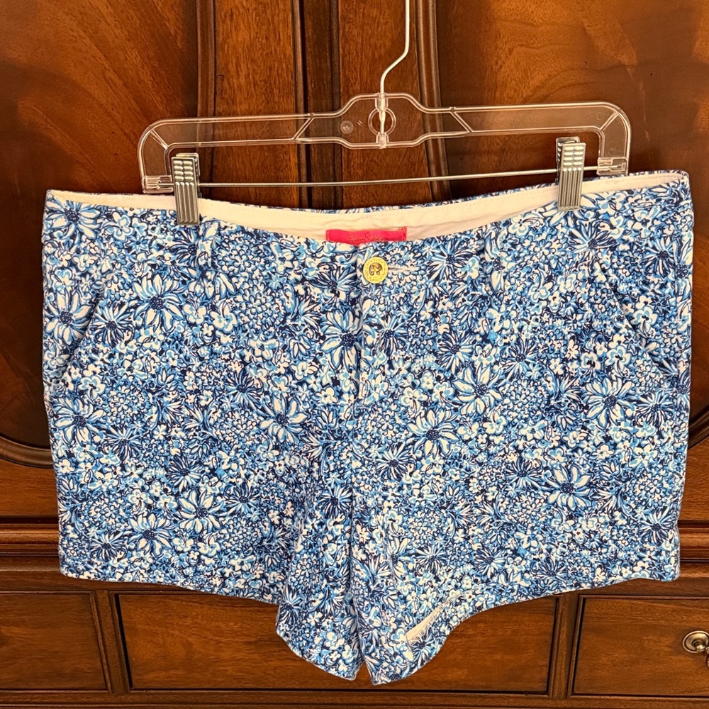 Lilly Pulitzer Blue Floral Women's Shorts